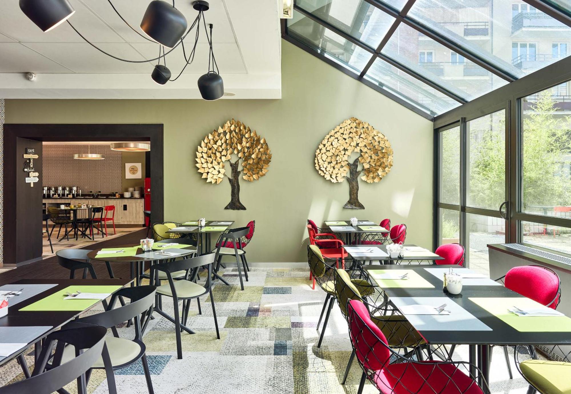 Saint-quentin-en-yvelines Centre Gare Hotel Montigny-le-Bretonneux