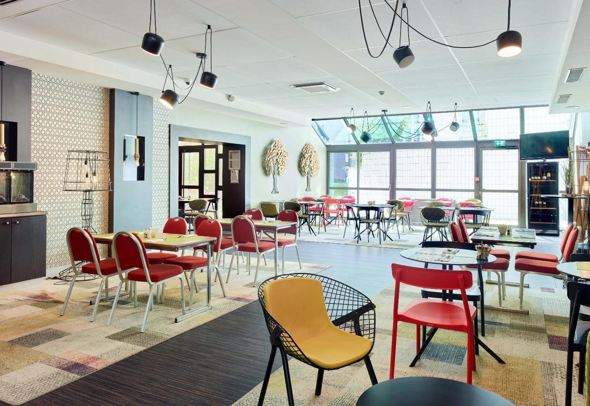 Saint-quentin-en-yvelines Centre Gare 4*